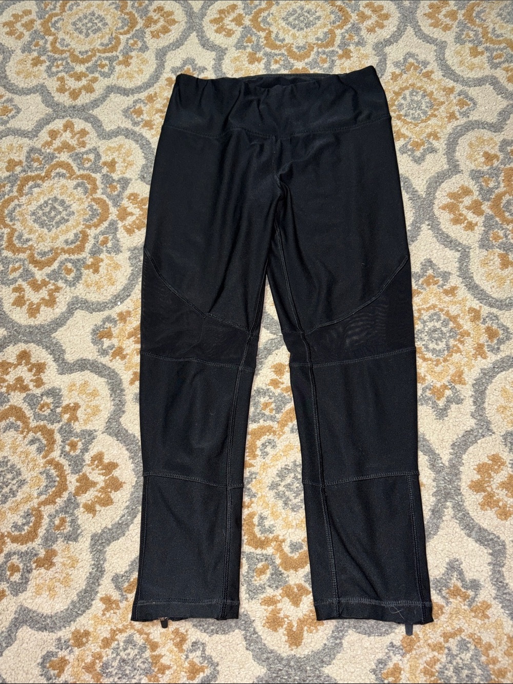 RBX black cropped leggings with mesh inserts